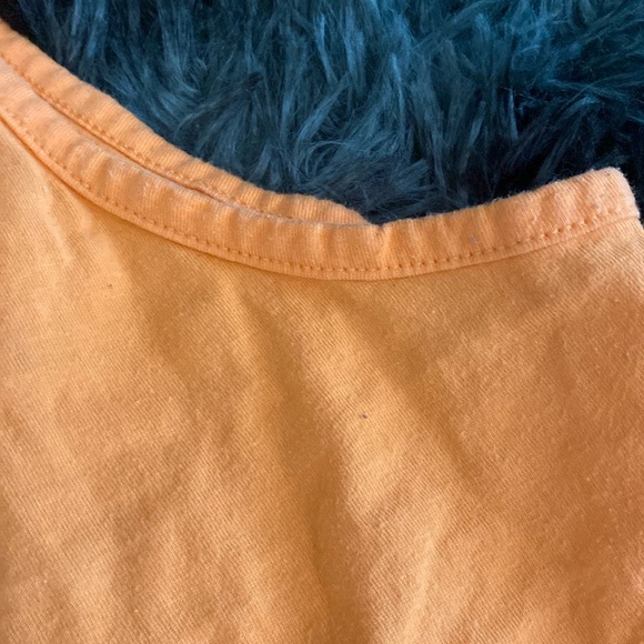 Peach tank top - Picture 14 of 17